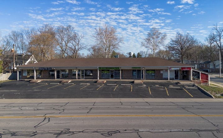 Pictures of Mixed Use, Office, Retail property located at 12200 Johnson Dr, Shawnee, KS 66216 for sales - image #1