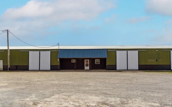 Pictures of Industrial property located at 415 N Maple Street, Pryor, OK 74361 for sales - image #1