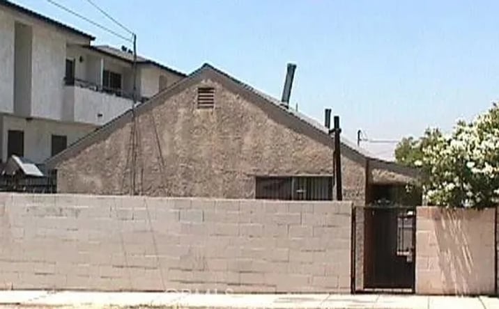 Pictures of Multifamily property located at 10069 Mountair Avenue, Tujunga, CA 91042 for sales - image #1