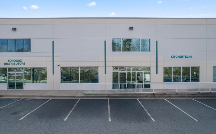 Pictures of Industrial property located at 17877 Fraley Boulevard Unit #6, Dumfries, VA 22026 for sales - image #1