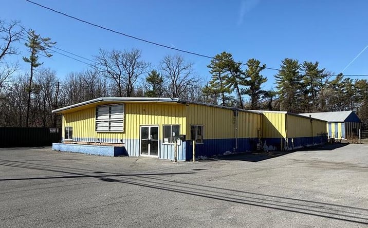 Pictures of Mixed Use property located at 1886 Winchester Ave, Martinsburg, WV 25405 for sales - image #1