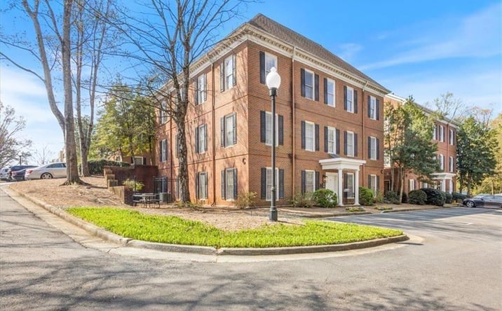 Pictures of Office property located at 5064 Roswell Road Unit C101, Sandy Springs, GA 30342 for sales - image #1