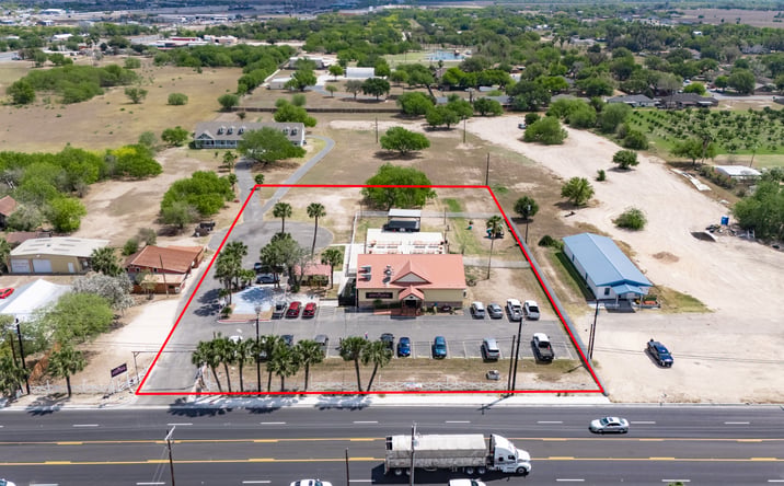 Pictures of Retail property located at 1015 South International Boulevard, Weslaco, TX 78596 for sales - image #1
