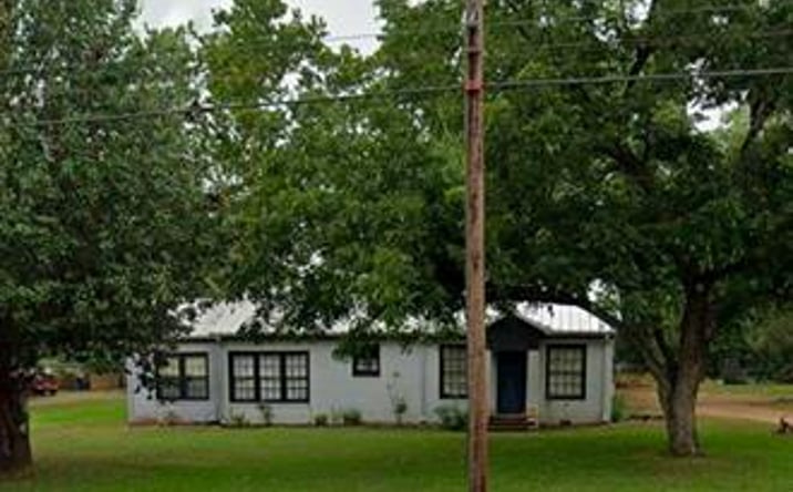 Pictures of Land, Mixed Use, Multifamily, Office property located at 506 E Royall Blvd, Malakoff, TX 75148 for sales - image #1