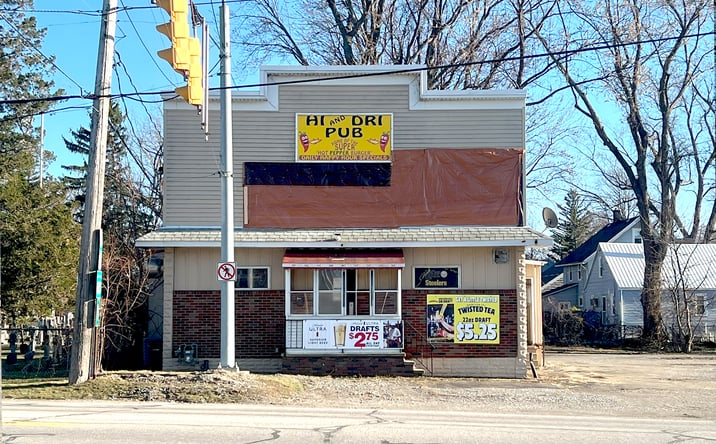 Pictures of Retail property located at 3077 W Lake Rd, Erie, PA 16505 for sales - image #1