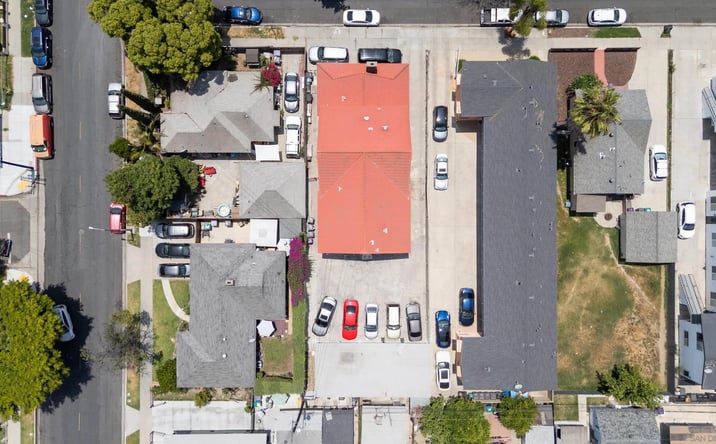 Pictures of Multifamily property located at 489 E 55th St East, Long Beach, CA 90805 for sales - image #1