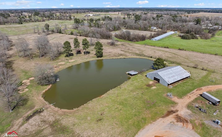 Pictures of Land property located at 1200 Northeast Lp, Carthage, TX 75633 for sales - image #1