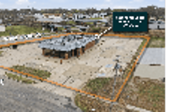 Pictures of Retail property located at 700 N 1st St, Ponca City, OK 74601 for sales - image #1