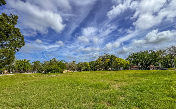 Pictures of Land property located at 615 Old Hospital Drive, Brooksville, FL 34601 for sales - image #1