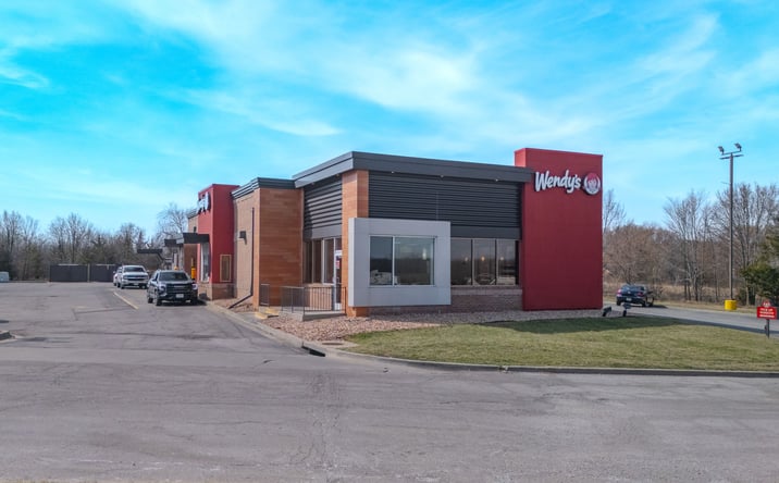 Pictures of Land, Retail property located at 9800 NW Prairie View Rd, Kansas City, MO 64153 for sales - image #1