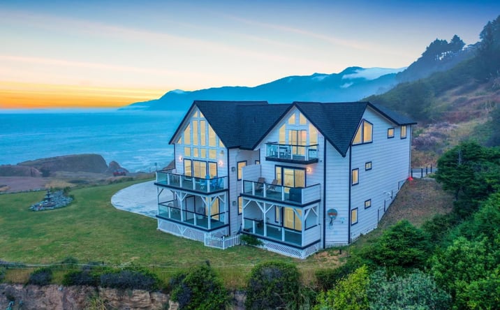 Pictures of Hospitality, Special Purpose property located at 266 Dolphin Dr, Whitethorn, CA 95589 for sales - image #1