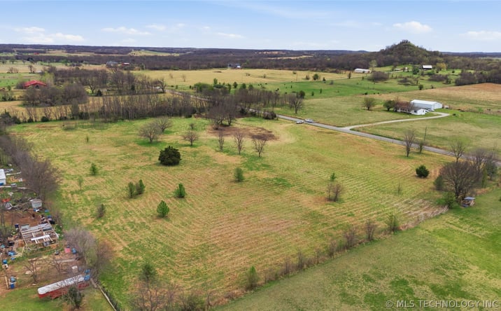 Pictures of Land property located at 1 E 400 Road, Claremore, OK 74017 for sales - image #1