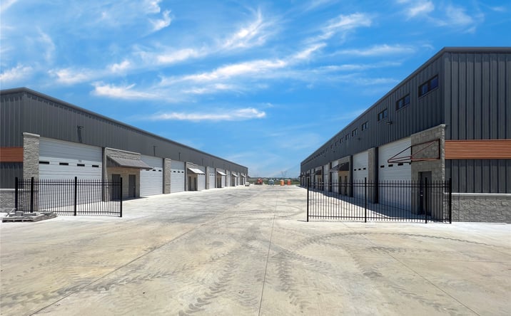 Pictures of Industrial property located at 16571 S Broadway Street W C1, Glenpool, OK 74033 for sales - image #1