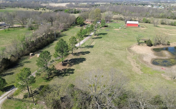 Pictures of Land property located at 39201 N 4000 Road, Collinsville, OK 74021 for sales - image #1