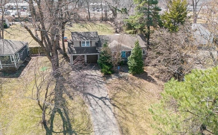 Pictures of Land, Multifamily property located at 6901 W 82nd Street, Overland Park, KS 66204 for sales - image #1