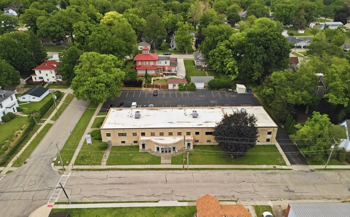 Pictures of Office property located at 100 E Knox Street, Morrison, IL 61270 for sales - image #1