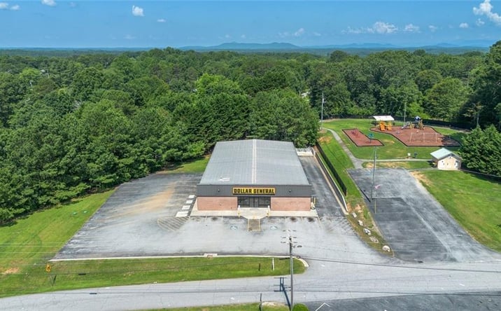 Pictures of Mixed Use, Retail, Industrial property located at 155 S Grant Street, Alto, GA 30510 for sales - image #1