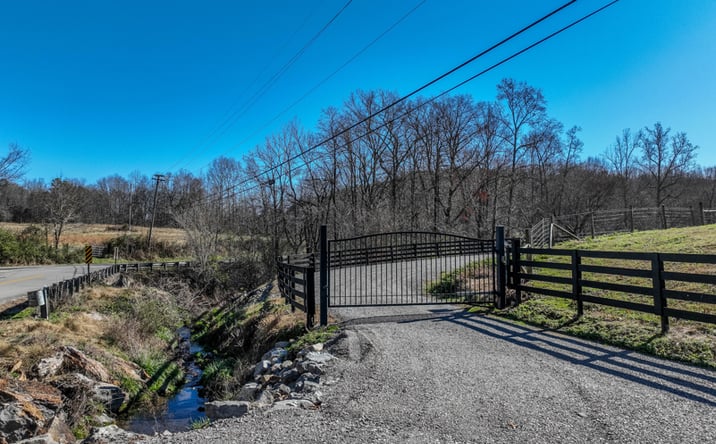 Pictures of Land property located at 875 Waterloo Rd, Westpoint, TN 38486 for sales - image #1