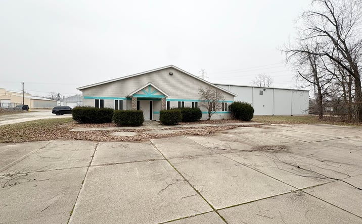 Pictures of Office, Industrial property located at 500 Commerce Dr, Lakeville, IN 46536 for sales - image #1