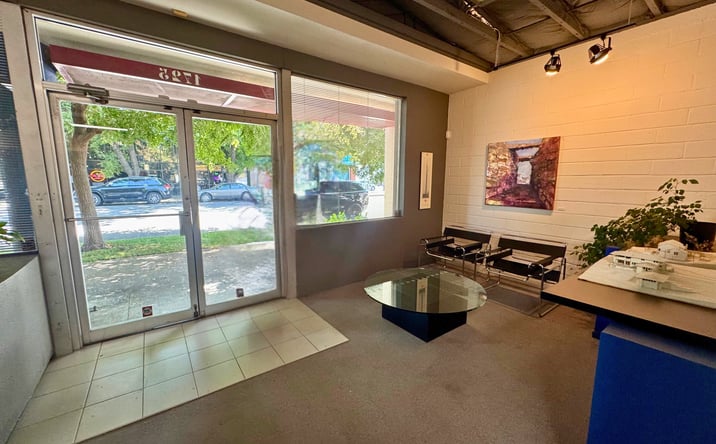 Pictures of Office, Retail property located at 1725 J St, Sacramento, CA 95811 for sales - image #1