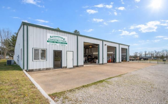 Pictures of Industrial property located at 22801 Sunshine Ln, Lebanon, MO 65536 for sales - image #1