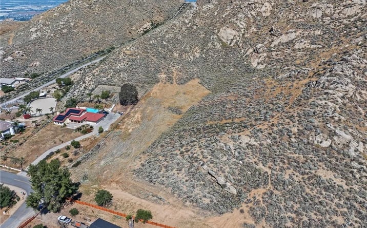 Pictures of Land property located at 2001 Mt Vernon, Riverside, CA 92507 for sales - image #1