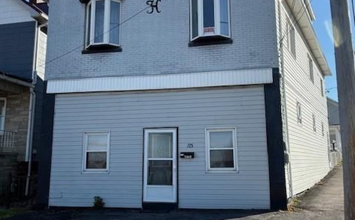 image of property at 725 FARREN ST Portage PA 15946-1801