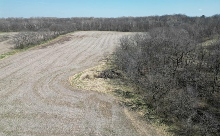 Pictures of Land property located at County Highway 22, Canton, IL 61520 for sales - image #1
