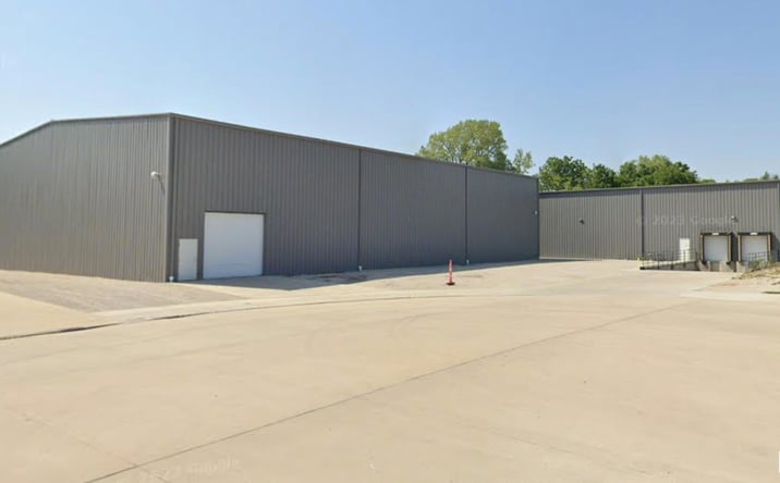 Pictures of Industrial property located at 17 Kemp Drive, Chatham, IL 62629 for sales - image #1