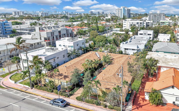 Pictures of Multifamily property located at 7610 Harding Ave, Miami Beach, FL 33141 for sales - image #1