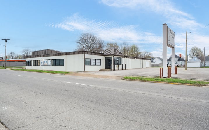 Pictures of Office, Retail, Self Storage, Special Purpose property located at 1601 Triplett St, Owensboro, KY 42303 for sales - image #1