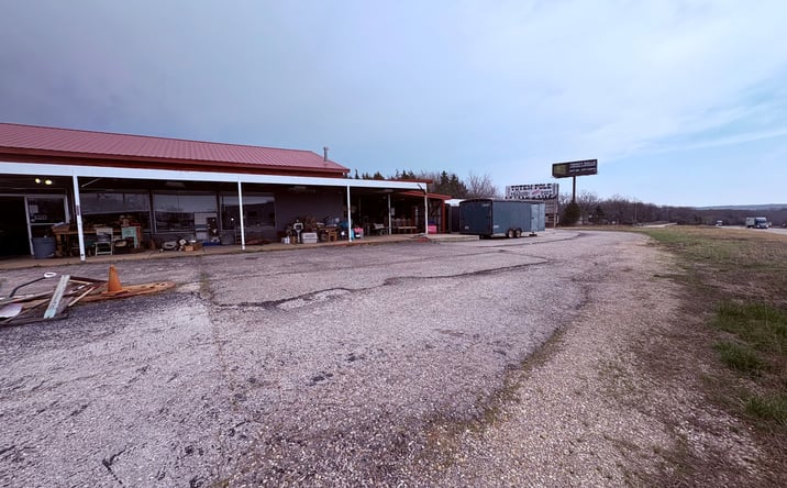 Pictures of Mixed Use property located at 15890 Co Rd 8140, Rolla, MO 65401 for sales - image #1