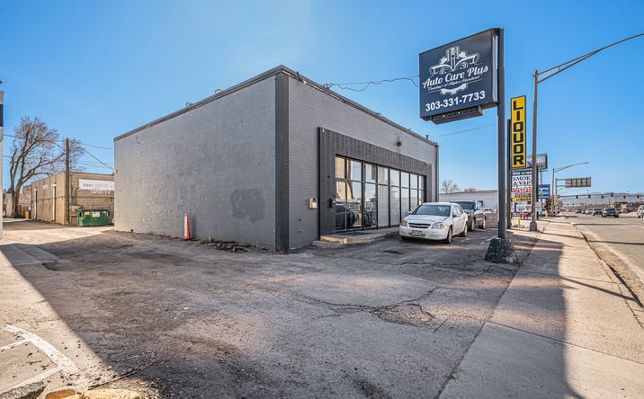 Pictures of Retail property located at 324 W Hampden Ave, Englewood, CO 80110 for sales - image #1