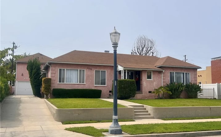 Pictures of Multifamily property located at 3711 Lemon, Long Beach, CA 90807 for sales - image #1