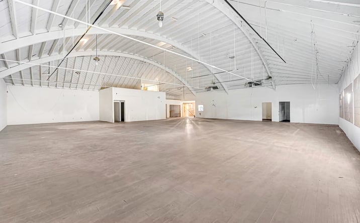 Pictures of Retail, Office, Mixed Use property located at 3472 S Centinela Ave, Los Angeles, CA 90066 for sales - image #1