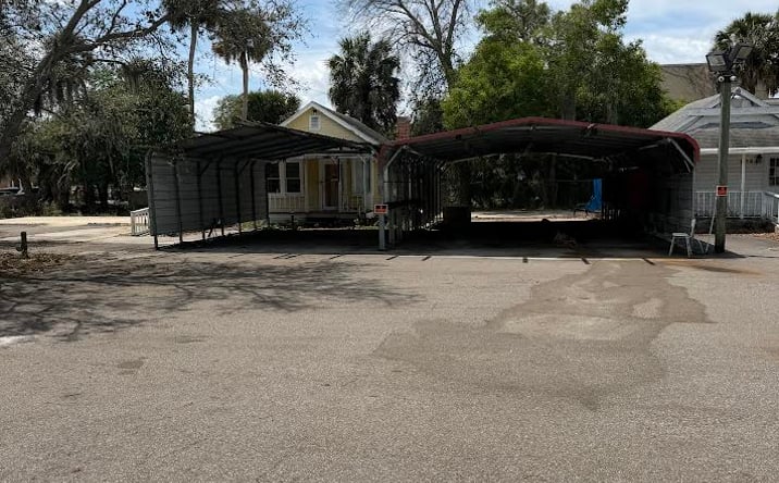 image of property at 1042 N DIXIE FREEWAY New Smyrna Beach FL 32168