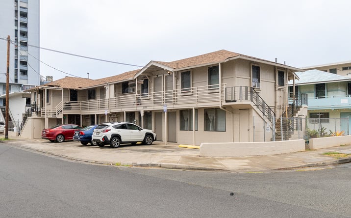 Pictures of Multifamily property located at 2128 Date St, Honolulu, HI 96826 for sales - image #1