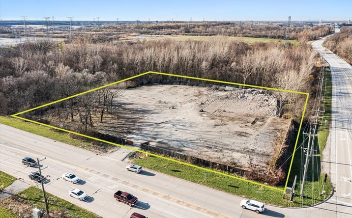 Pictures of Land property located at 701 E sauk trail Street, Sauk Village, IL 60411 for sales - image #1