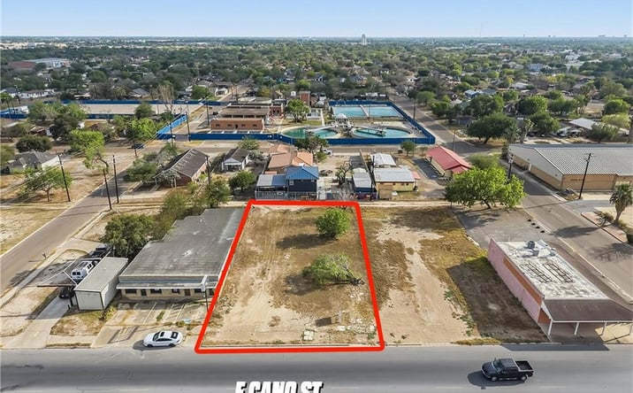 Pictures of Land property located at 510 E Cano Street, Edinburg, TX 78539 for sales - image #1