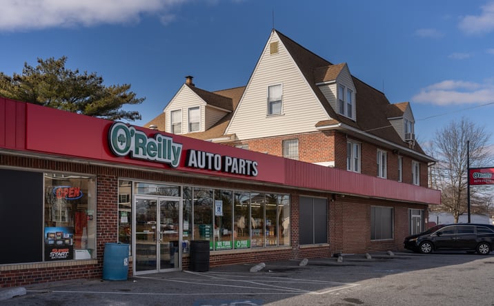 Pictures of Retail property located at 6 Back River Neck Rd, Essex, MD 21221 for sales - image #1