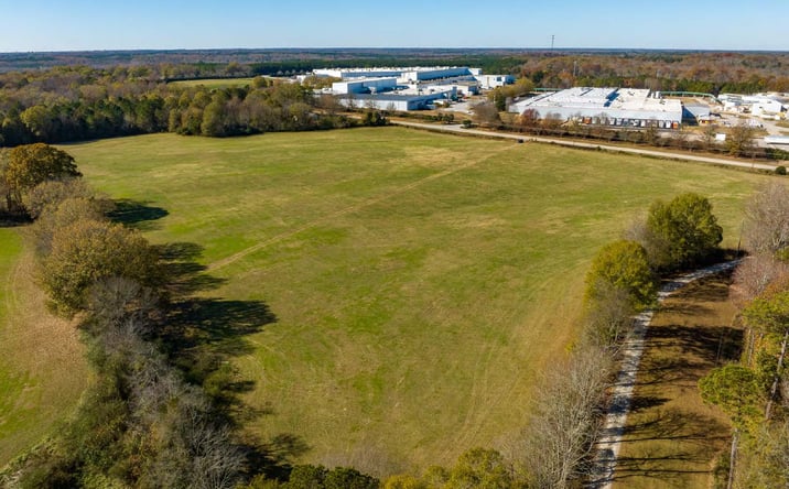 Pictures of Land property located at HWY 246 N & 3000 Old Laurens Rd, Greenwood, SC 29649, 308 Puckett Ferry Rd, Greenwood, SC 29649, 404 Puckett Ferry Rd, Greenwood, SC 29649, 123 Raye Rd, Greenwood, SC 29649, Hillcrest Farm Rd & Old Brickyard Rd, Greenwood, SC 29649, 1901 Emerald Rd, Greenwood, SC 29646 for sales - image #1