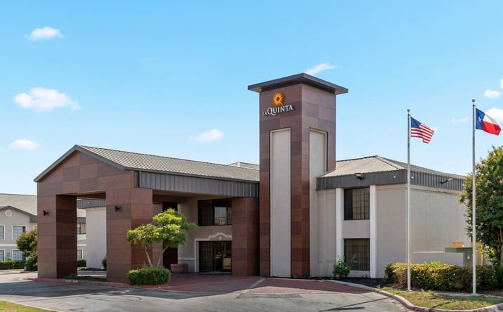 Pictures of Hospitality property located at 1619 N Interstate 35, San Marcos, TX 78666 for sales - image #1