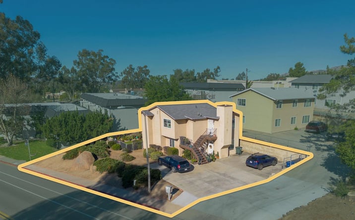Pictures of Multifamily property located at 1960 Arnold Way, Alpine, CA 91901 for sales - image #1