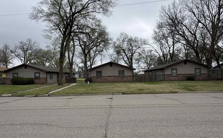 Pictures of Multifamily property located at 1205-1207 Yuma St, Manhattan, KS 66502 for sales - image #1