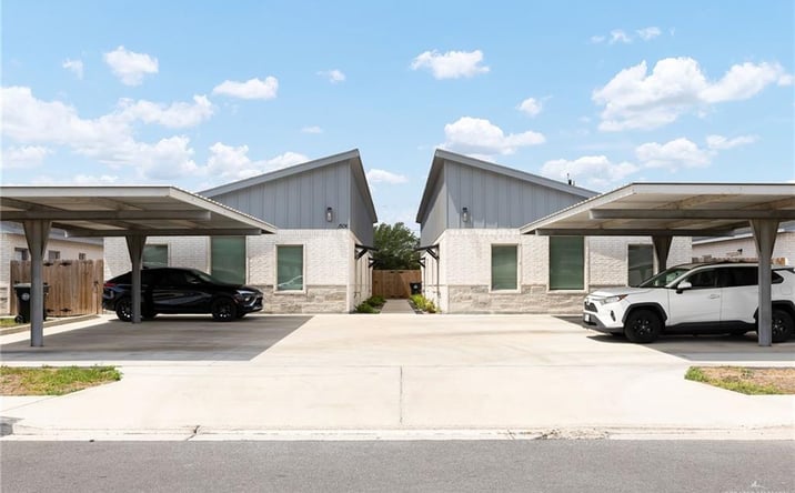 Pictures of Multifamily property located at 1506 Playa Drive, Weslaco, TX 78596 for sales - image #1