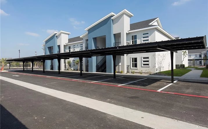 Pictures of Multifamily property located at 915 N 15th Pl, Edinburg, TX 78541 for sales - image #1
