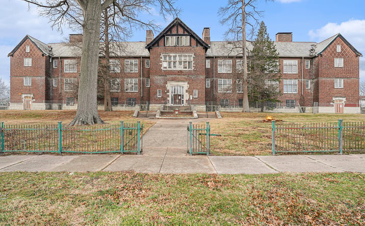 Pictures of Special Purpose property located at 5814 Thekla Ave, St. Louis, MO 63120 for sales - image #1