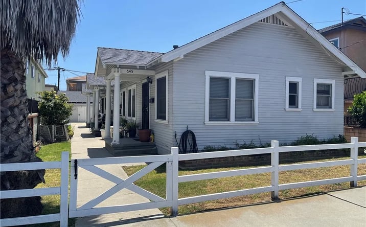 Pictures of Multifamily property located at 645 W 21st, San Pedro, CA 90731 for sales - image #1