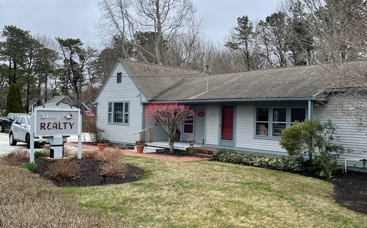 Pictures of Mixed Use property located at 356 Ma Route 6A, East Sandwich, MA 02537 for sales - image #1
