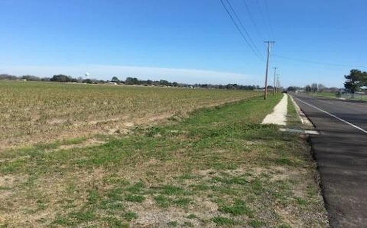 Pictures of Land property located at 0000 Canal St, Jeanerette, LA 70544 for sales - image #1